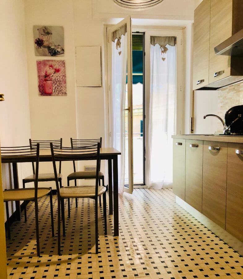 La Casa Di Claudia Apartment เจนัว ภายนอก รูปภาพ